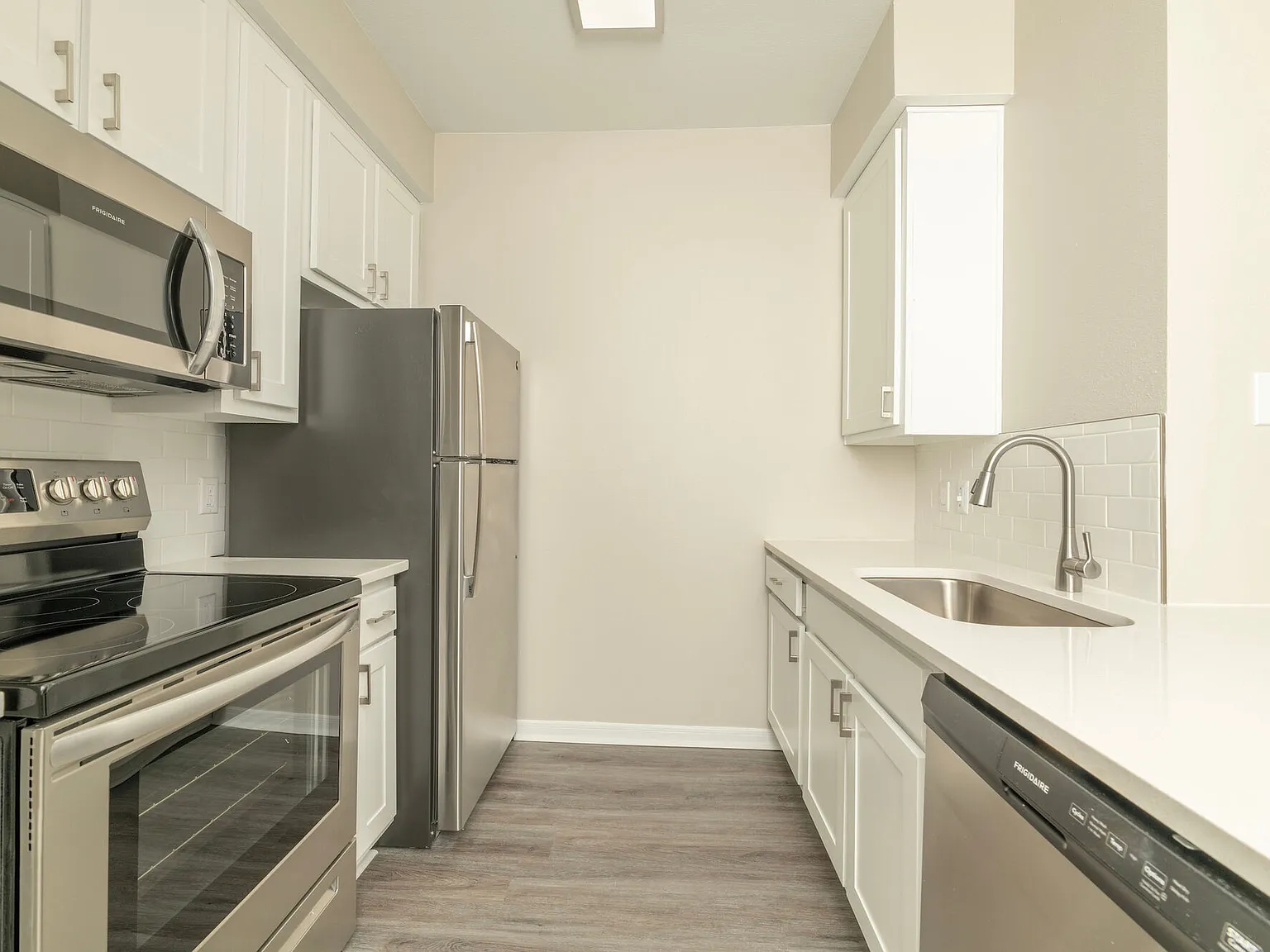 2800 Tranquility — Photo 2