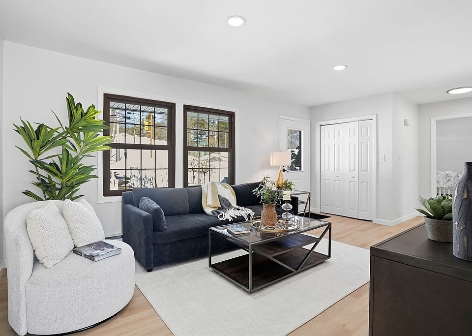 1st image of 72 Main St