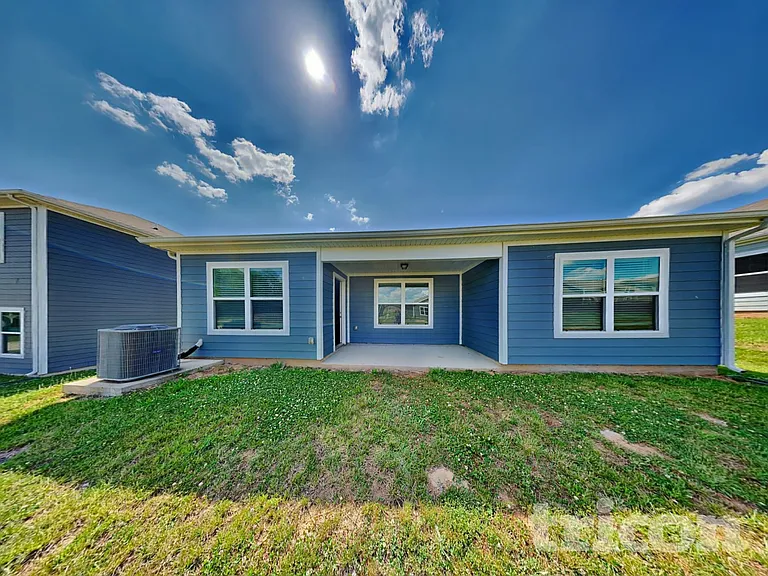 2823 Buzz St — Photo 16