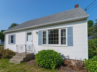 5 Mark St, Ayer, MA 01432