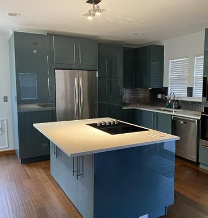 5th image of 220 Treutland Ave
