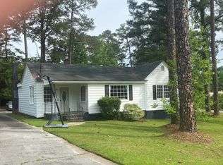 319 Claire Dr, Thomasville, GA 31792
