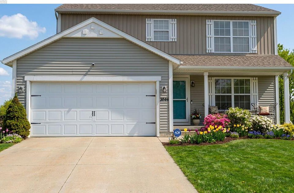 1st image of 3844 Pfeiffer Woods Ct SE