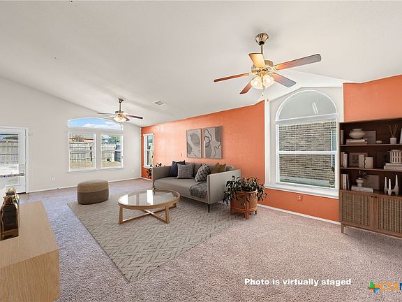 2nd image of 3401 Cricklewood Dr