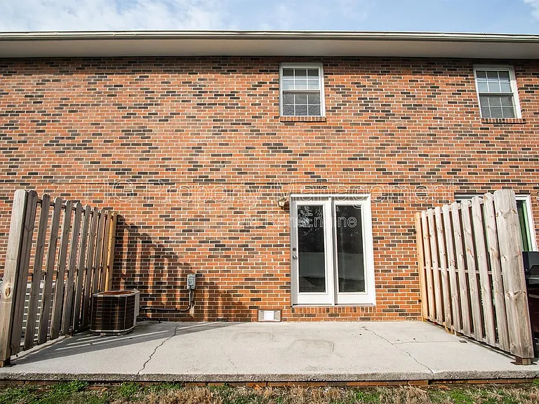 3112 Governor John Sevier Hwy E — Photo 15