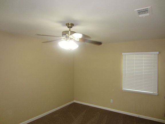 5th image of 1263 W Marshall Blvd