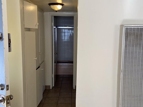 5th image of 250 San Marcos St APT D