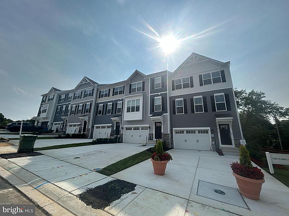 2nd image of 2303 Bells Tower Ct