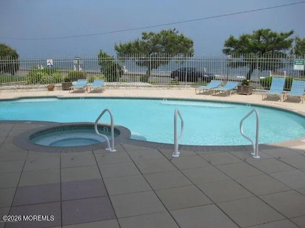 525 Ocean Blvd APT 405, Long Branch, NJ 07740