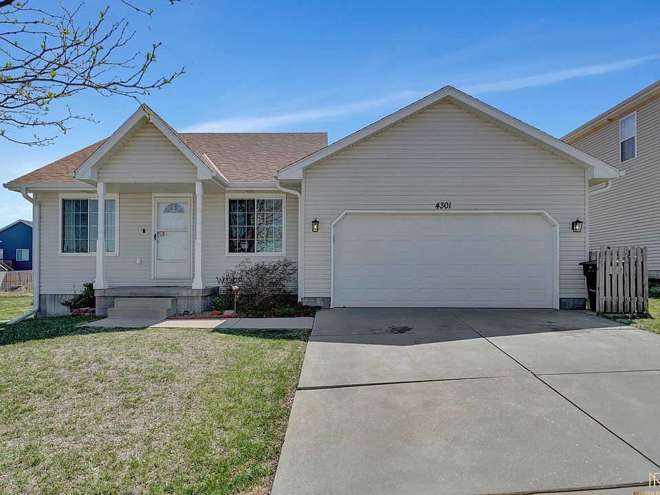 4301 W Thatcher Ln, Lincoln, NE 68528 Zillow