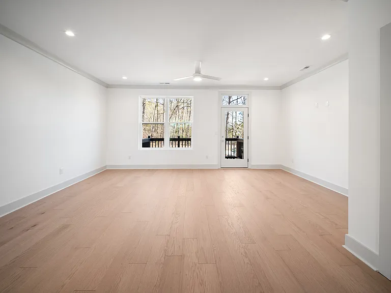 1143 Booth Park Blvd — Photo 10