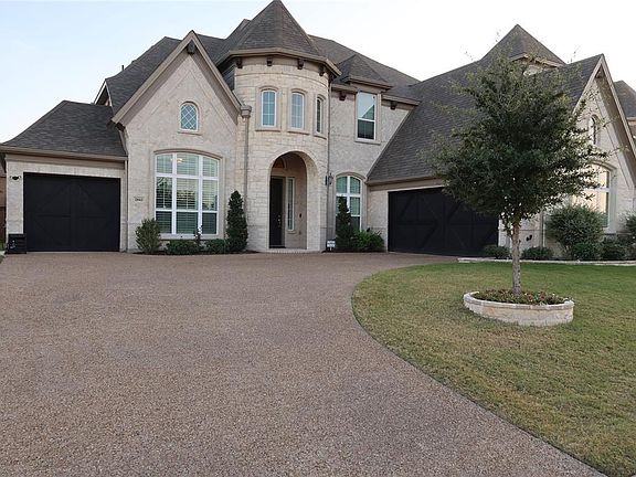 2nd image of 2843 Vienta Ct