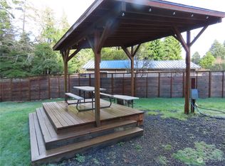 21 Nelson Pl, Copalis Beach, WA 98535