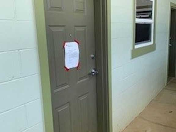 2nd image of 211 Kellog St #203