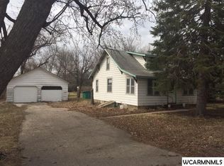 1202 N 9th St, Olivia, MN 56277