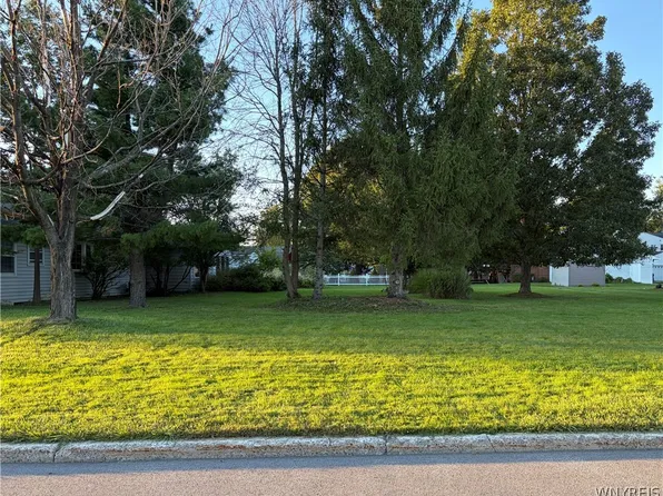 374 Woodward Cres Lot 31, Buffalo, NY 14224
