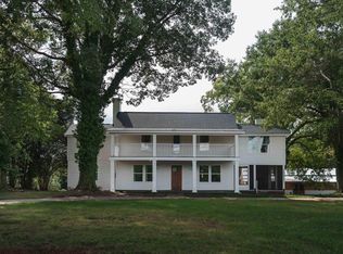 10049 Old White Horse Rd, Greenville, SC 29617