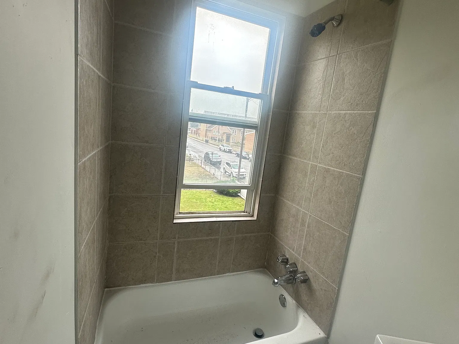 5004 Reading Ave — Photo 3
