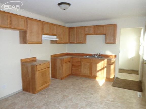 4th image of 13175 Larkspur Dr