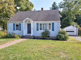 213 Rock Rd, North Haven, CT 06473