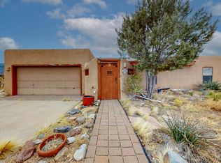 40 Placitas Trails Rd, Placitas, NM 87043