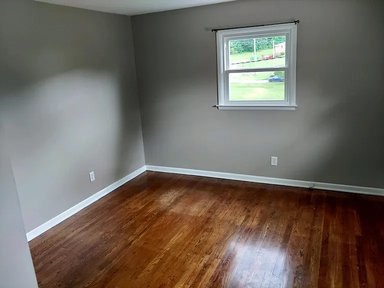 545 Meadow Dr — Photo 11