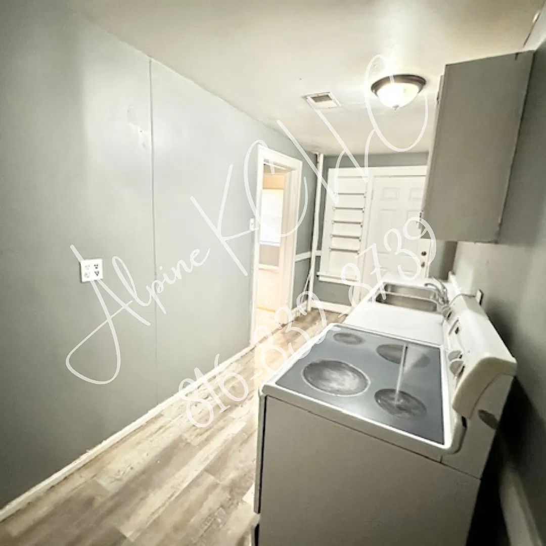 3 bed, 850 sqft, $750 — Photo 3