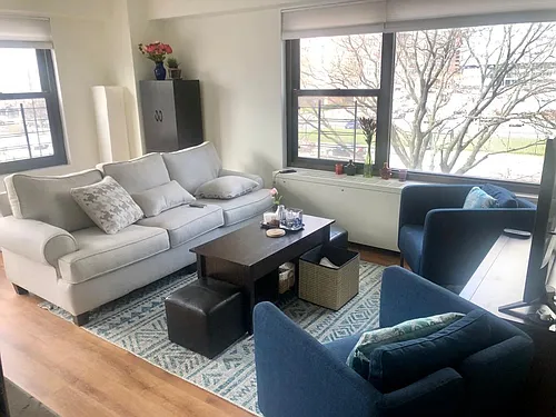 135 Montgomery St #3G Photo 1