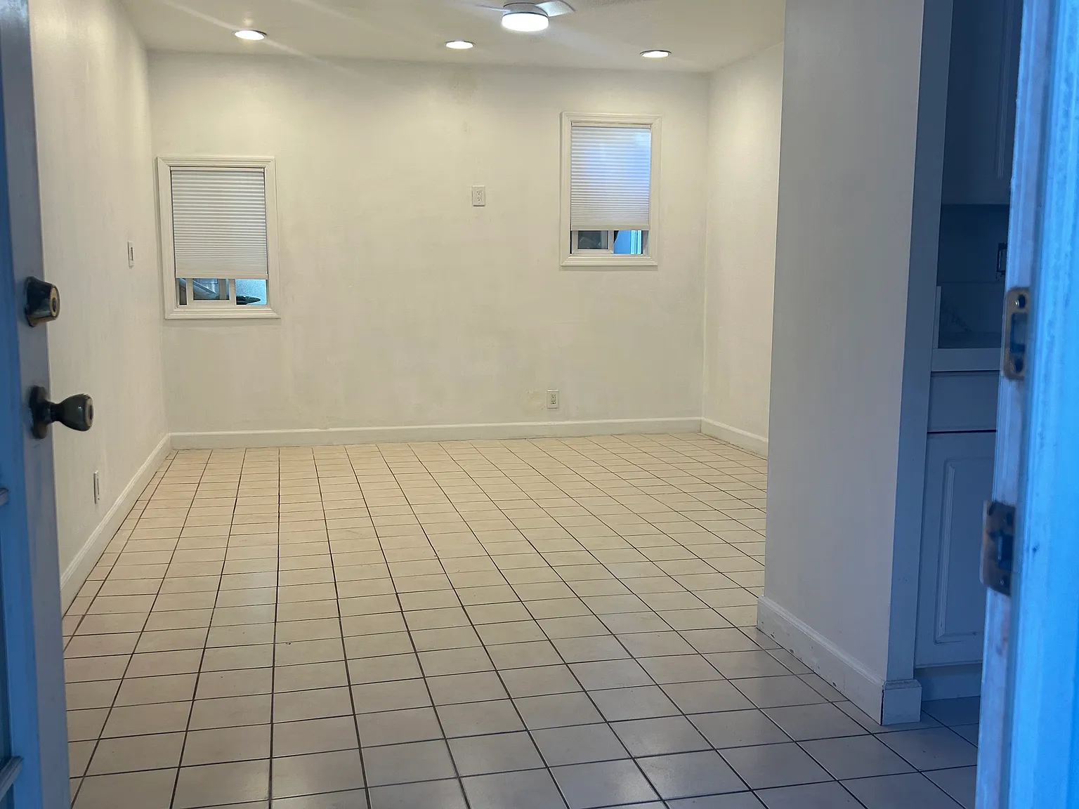 1 bed, 500 sqft, $3,000 — Photo 3