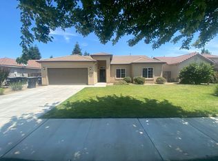 2438 W Modoc Ave, Visalia, CA 93291