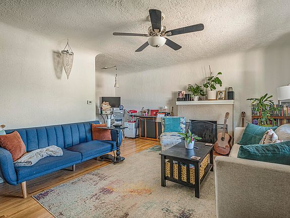 4th image of 2722 San Diego Ave SE