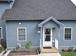 11D Country Cmns #D, Vergennes, VT 05491