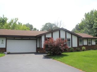 N57W26605 Mountain Meadows Dr, Lisbon, WI 53089