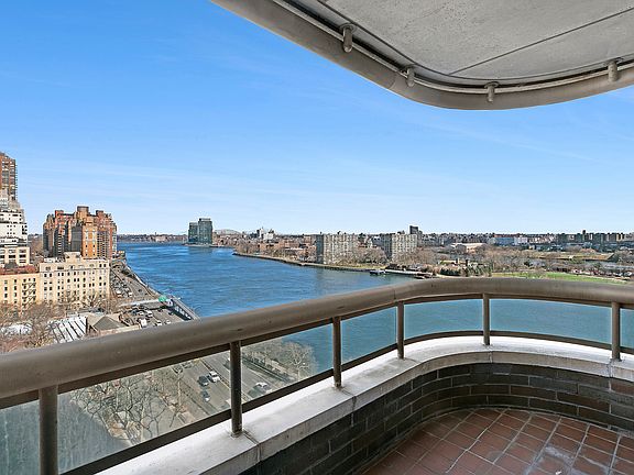 4th image of 530 E 76th St APT 14D