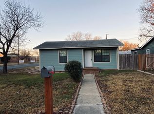 621 Old Carrizo Rd, Uvalde, TX 78801