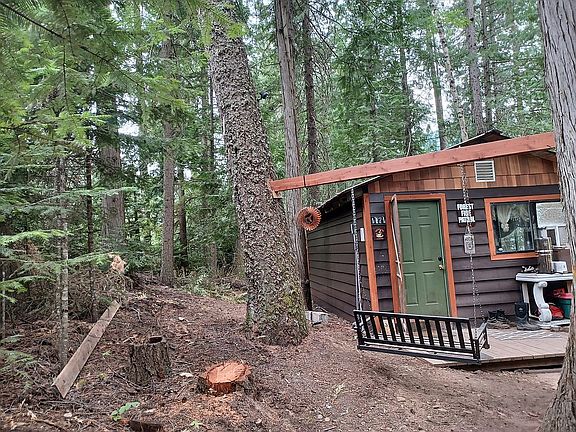 2nd image of 1171 Aladdin Rd