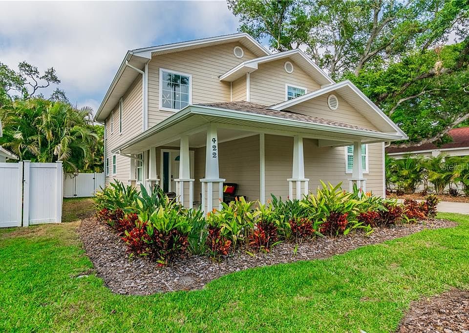 1st image of 422 Wildwood Way