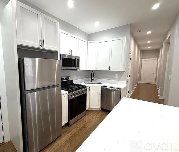 933 W Sheridan Rd #1E