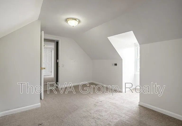 712 Hill Top Dr — Photo 30