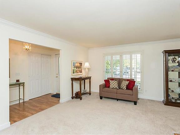 5th image of 1437 Chandellay Dr