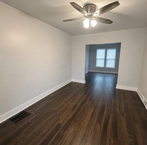 6242 Frontenac St — Photo 14