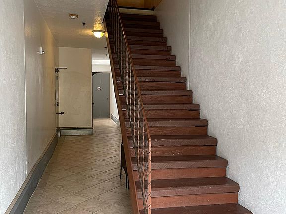 4th image of 331 27th Ave APT 2C