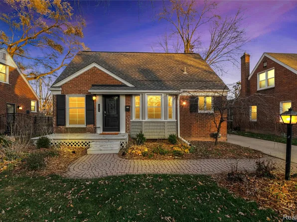 4414 Groveland Ave, Royal Oak, MI 48073