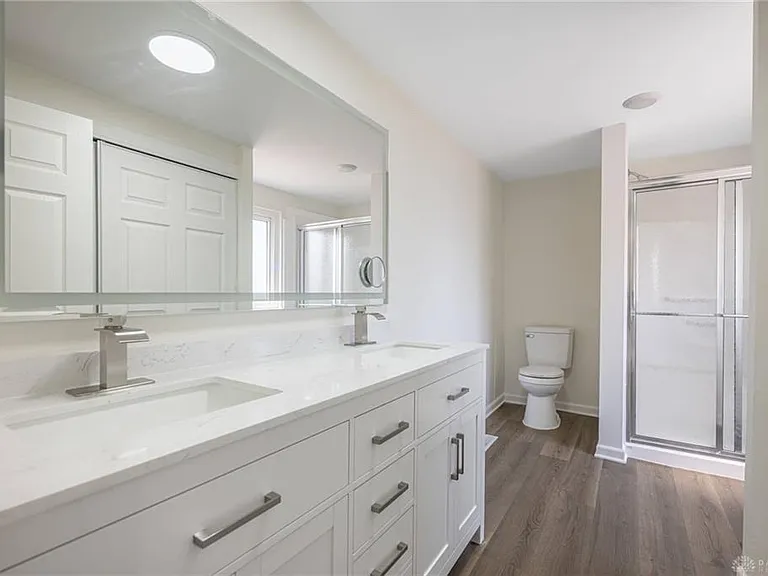 6221 Longford Rd — Photo 22