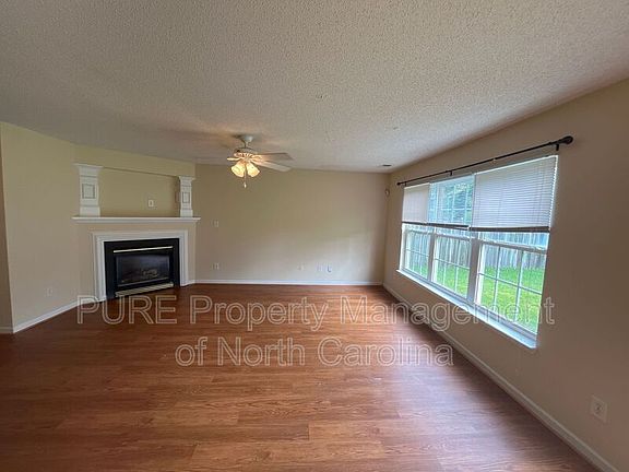 5th image of 4012 Lakota Ct