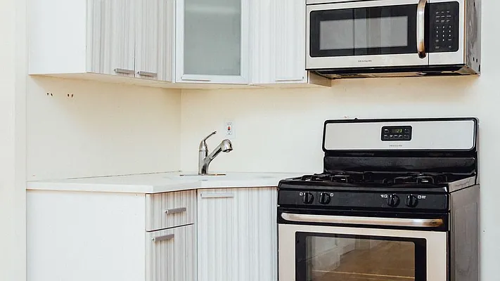 Rented by Nooklyn NYC LLC | media 2