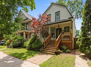 2105 W Summerdale Ave, Chicago, IL 60625