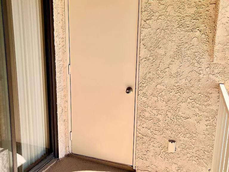 Royal Oaks Apartments in Bermuda Dunes — Photo 22