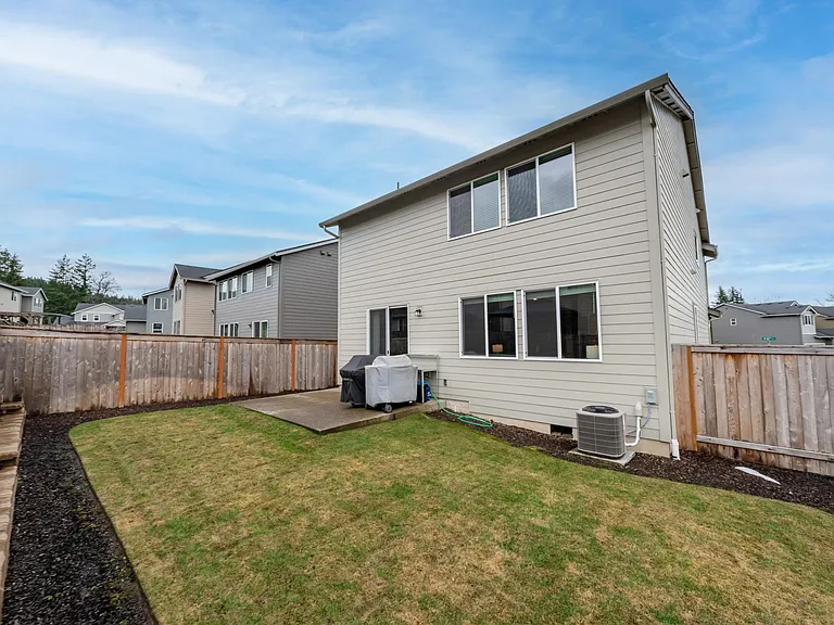 6243 N 87th Ave — Photo 22