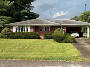 424 S Scotty Dr, Brownstown, IN 47220